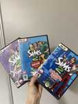 Trzy płyty gry The Sims 2
