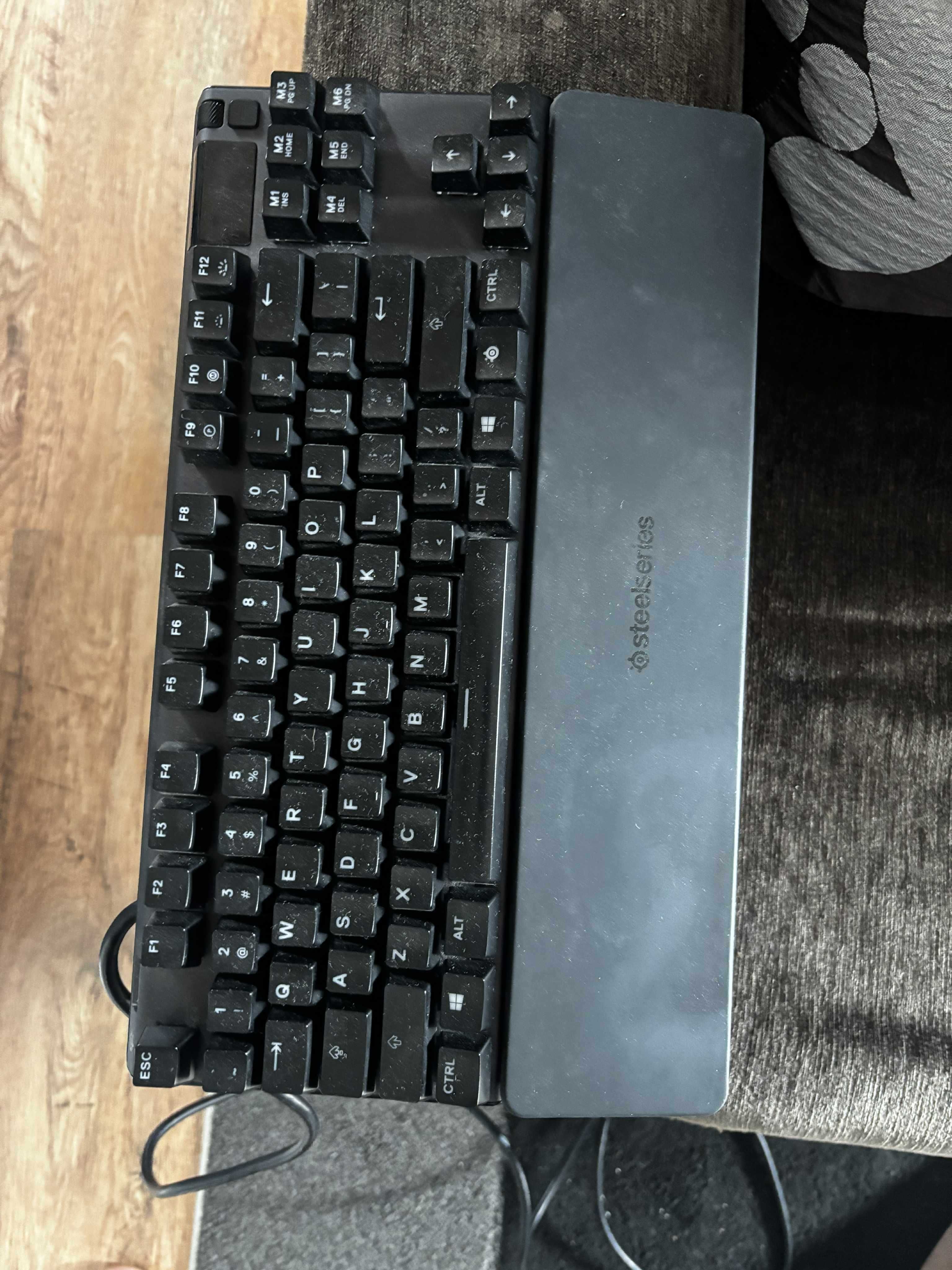 SteelSeries Apex 7 TKL z podkładką pod nadgarstki (oryginalną