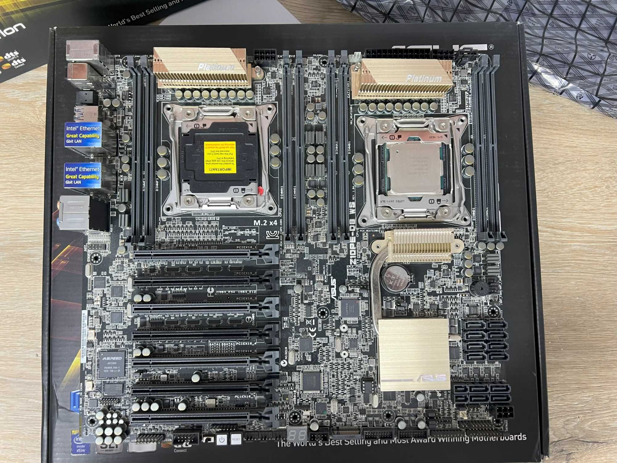 Płyta główna ASUS Z10PE-D8 WS + Intel Xeon E5 2696 V4 2,2 GHz 22-core