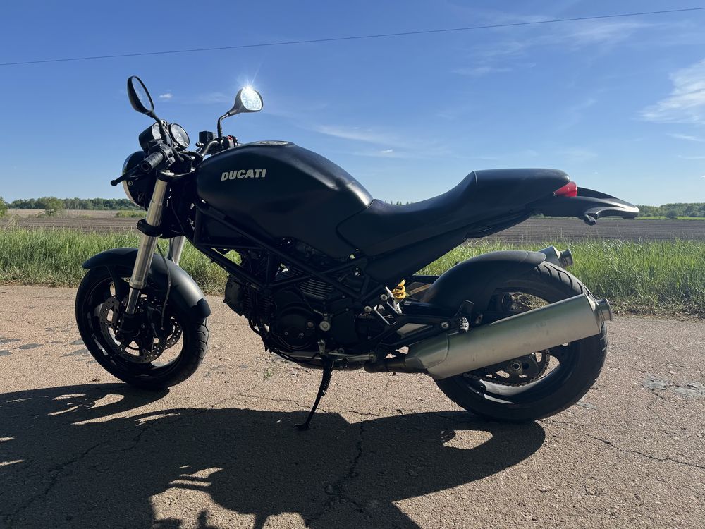 Ducati monster 695