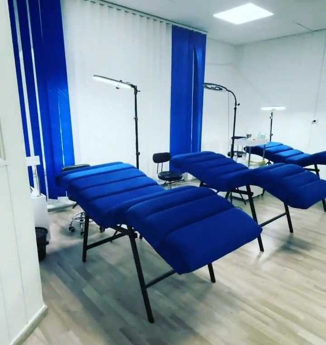 Косметологическая кушетка для наращивания, ламинирования ресниц.