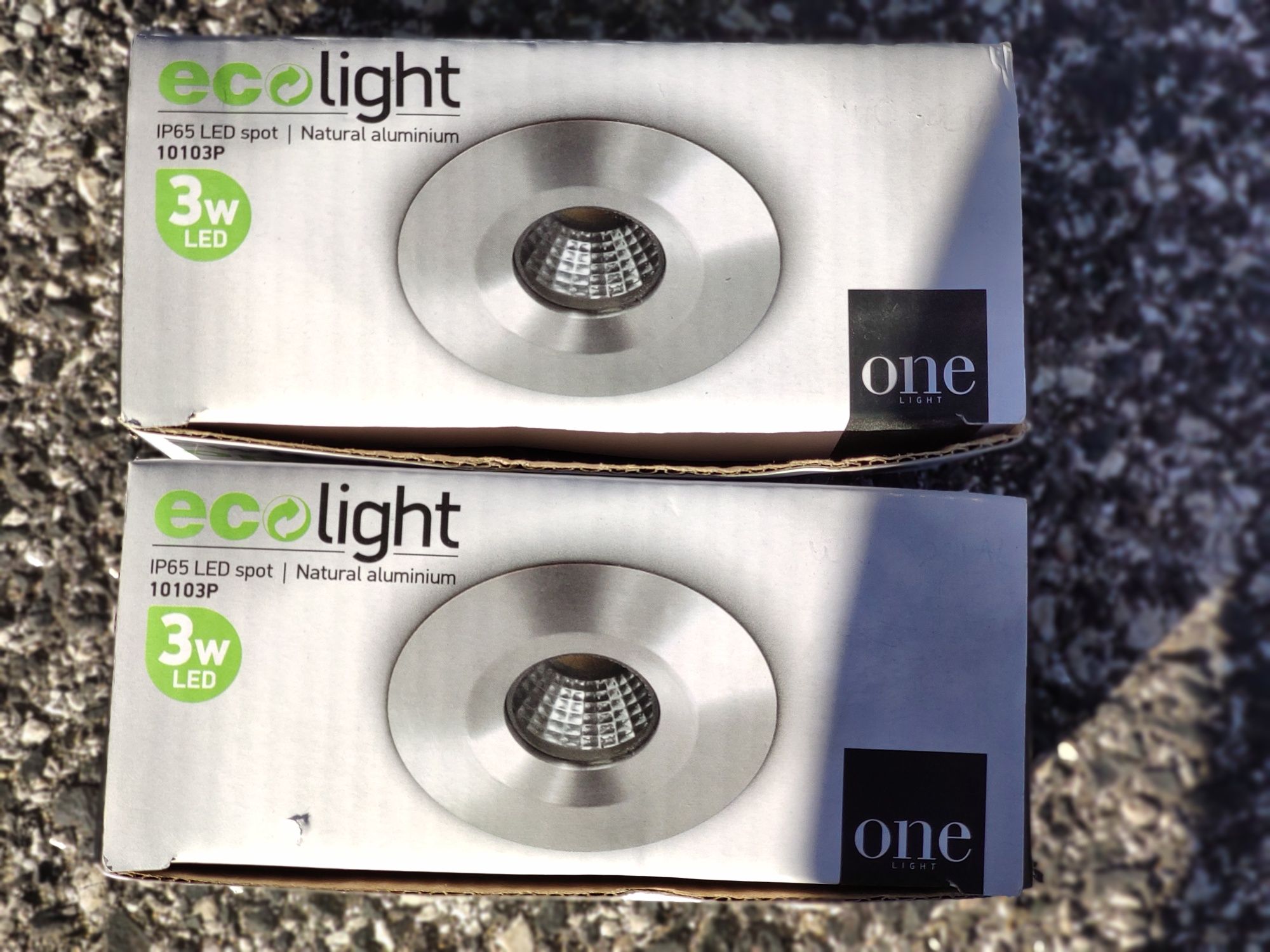 Projectores com drivers da marca One Light