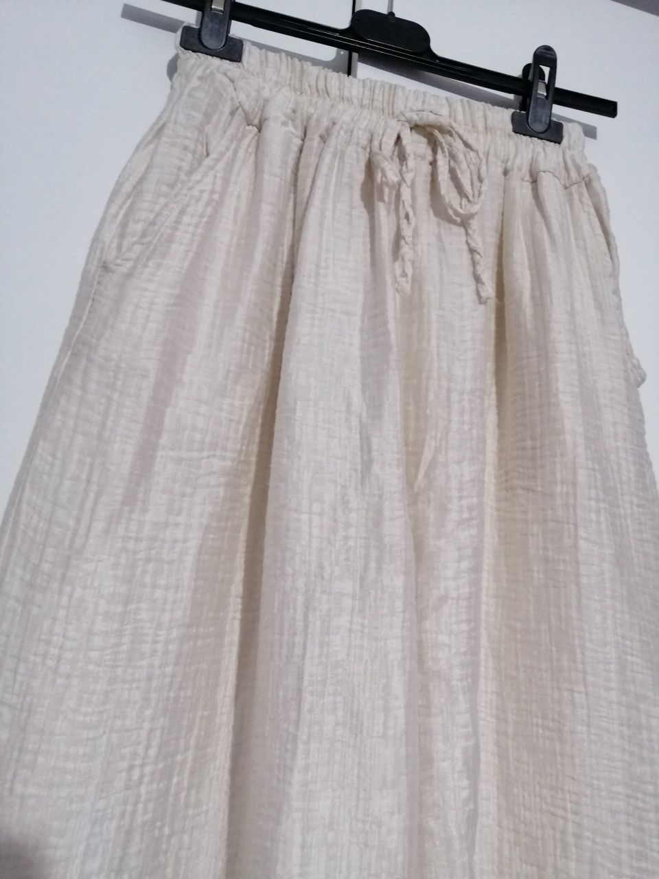 Spodnie beżowe ecru na lato to nylon tencel uni m L xl