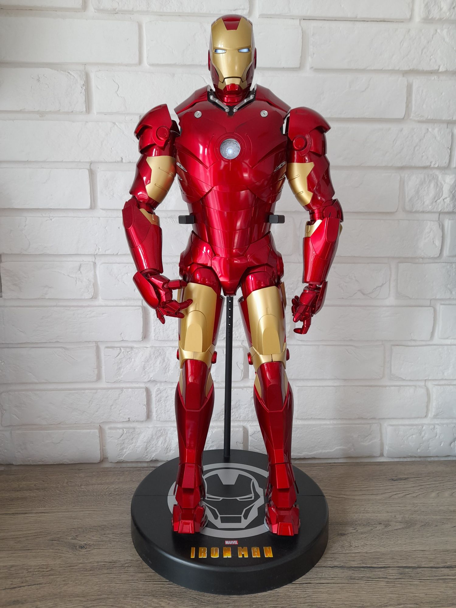 Iron Man - model kolekcjonerski      .