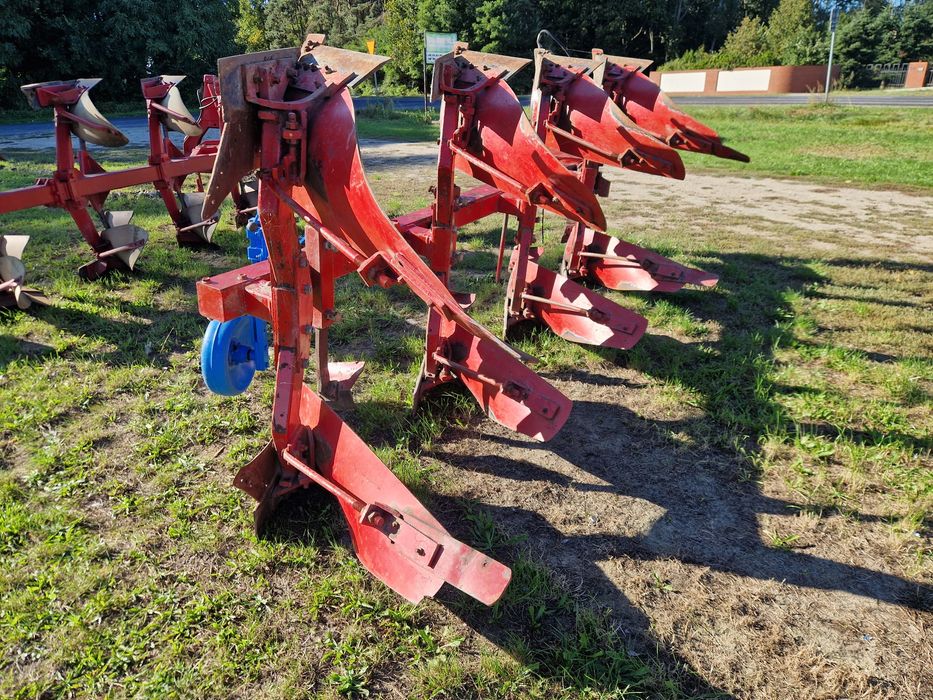 Pług capon 4 skibowy