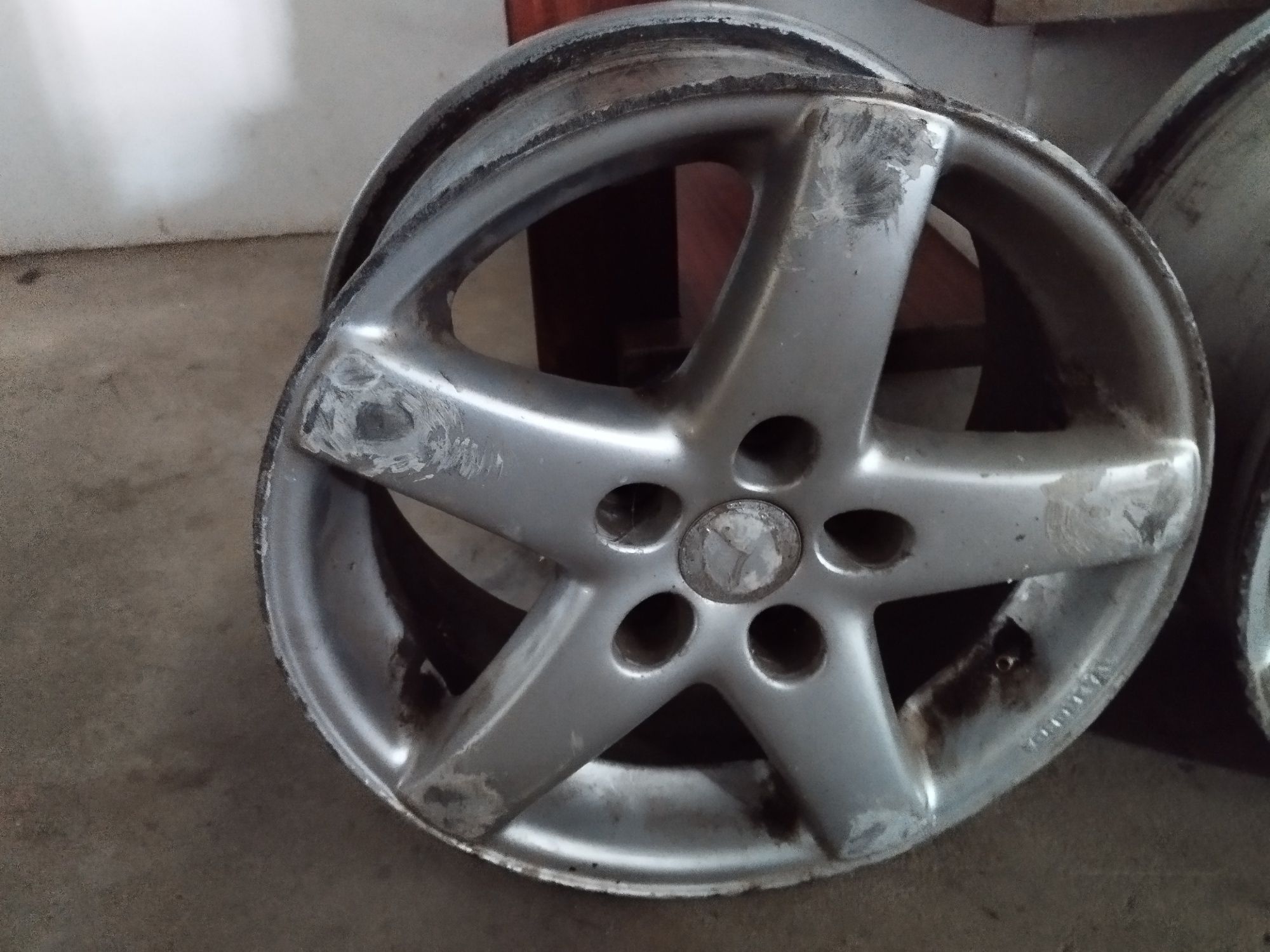 4 jantes especiais R15 Mazda