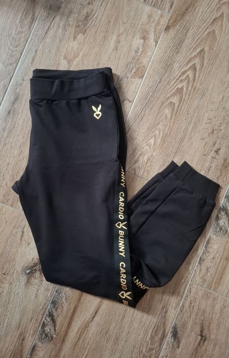 Spodnie dresowe damskie czarne Betty Cardio Bunny L