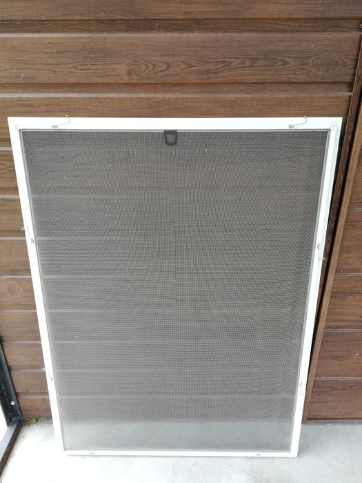 Moskitiera, siatka na okno.