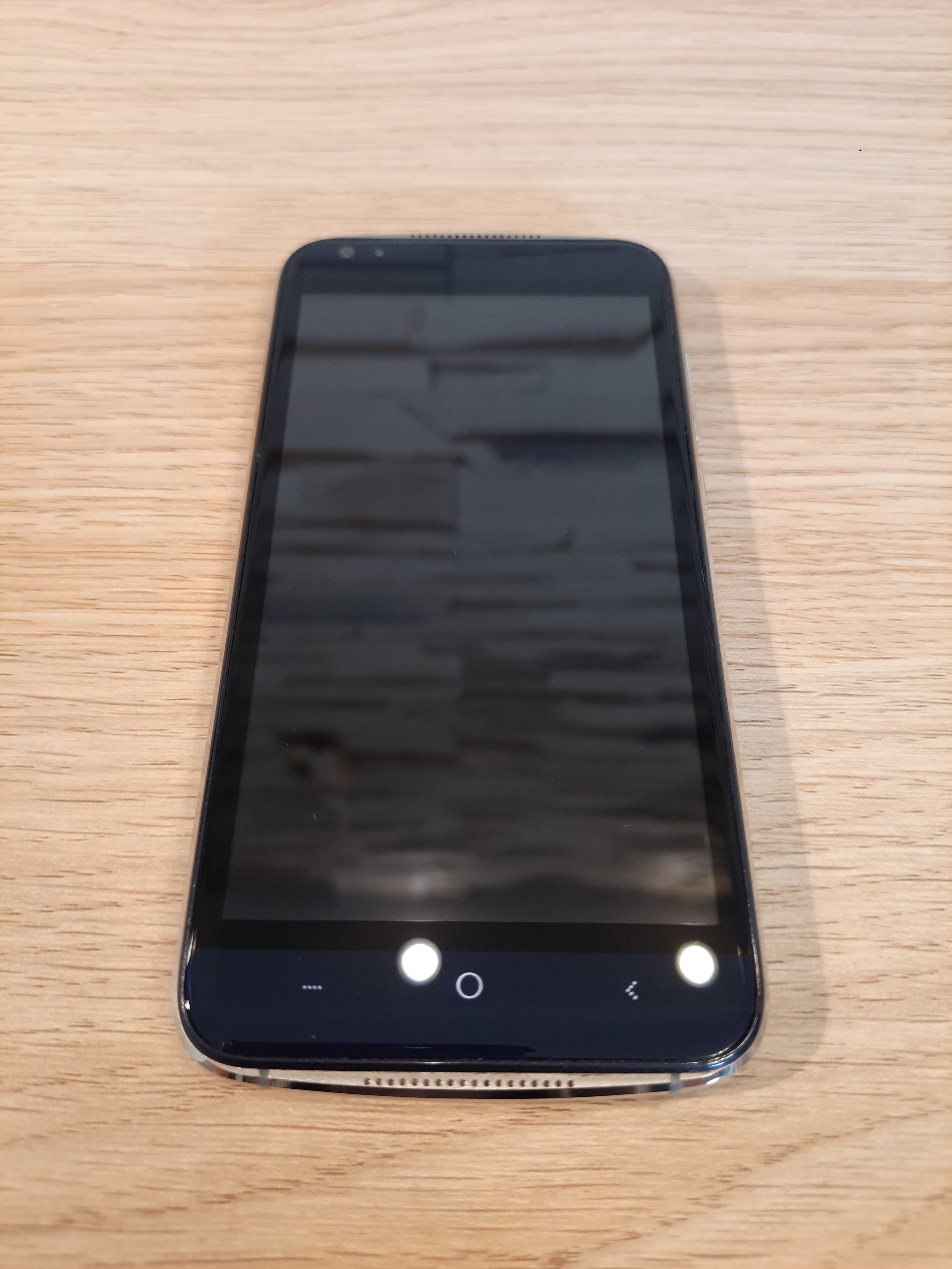 Telefon smartphone android sprawny zadbany