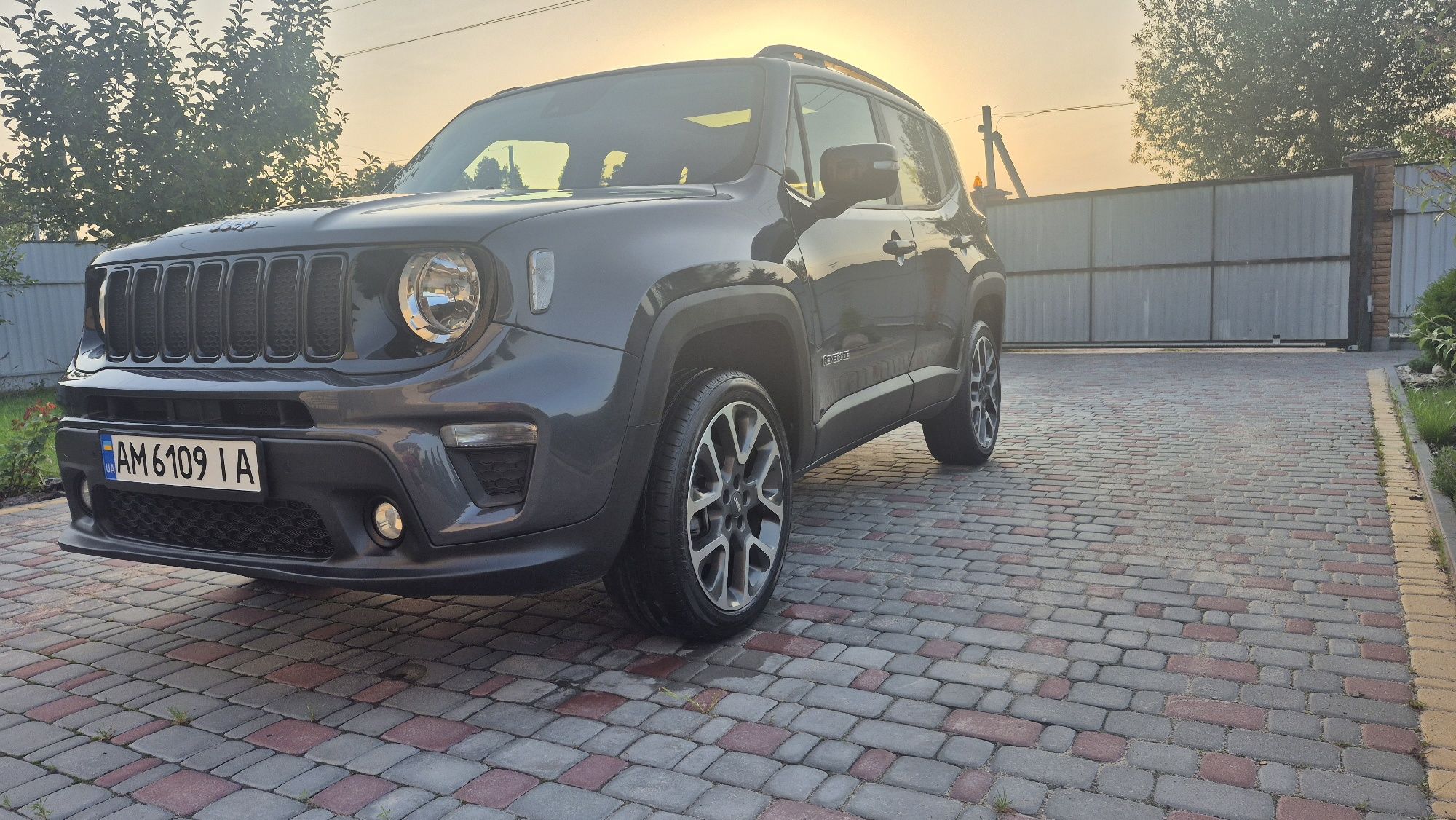 Jeep renegade (Джип Ренегат)