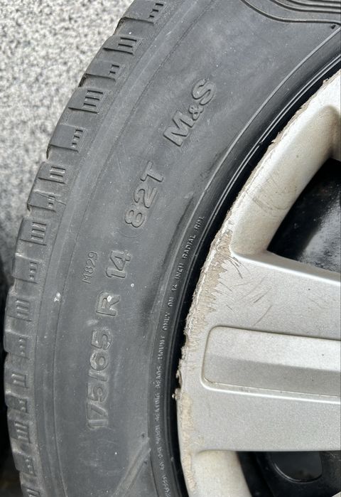 Felgi z oponami zimowymi 175/65 R14 4x108 - FORD KOŁA