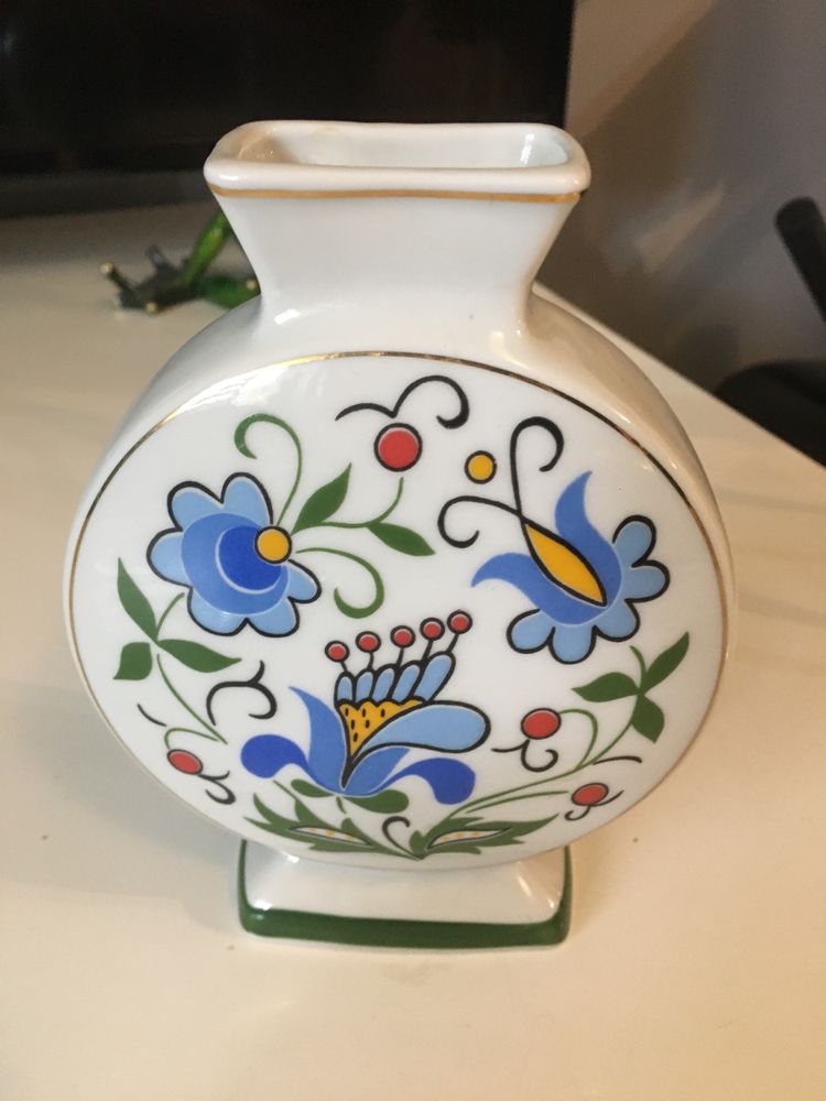 Porcelanowy wazon Lubiana