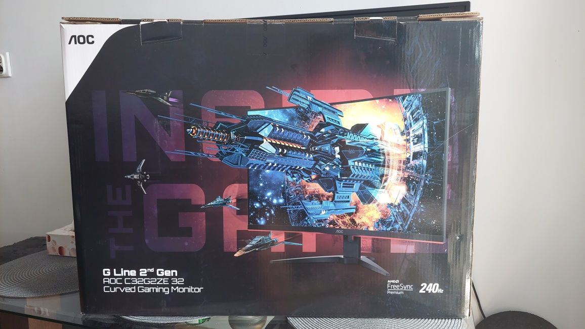 Monitor AOC C32G2ZE 240hz