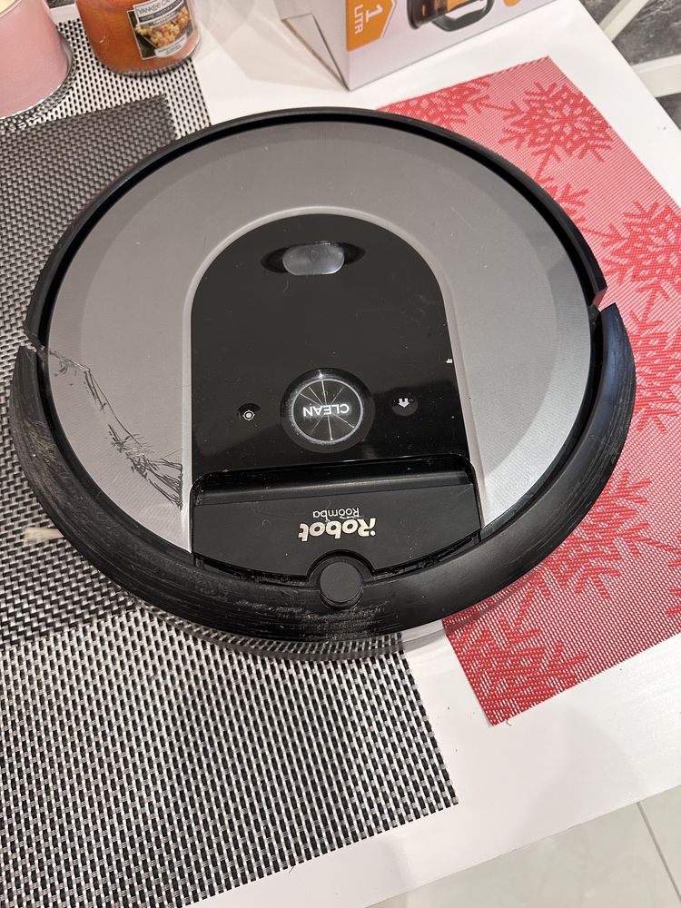Irobot Roomba i7 malo uzywany