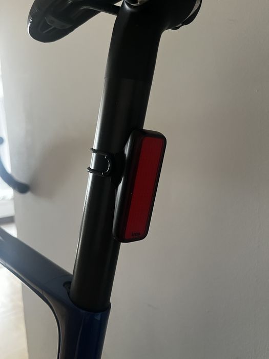 Lampka tylna tyl KNOG Blinder V Bolt LED USB