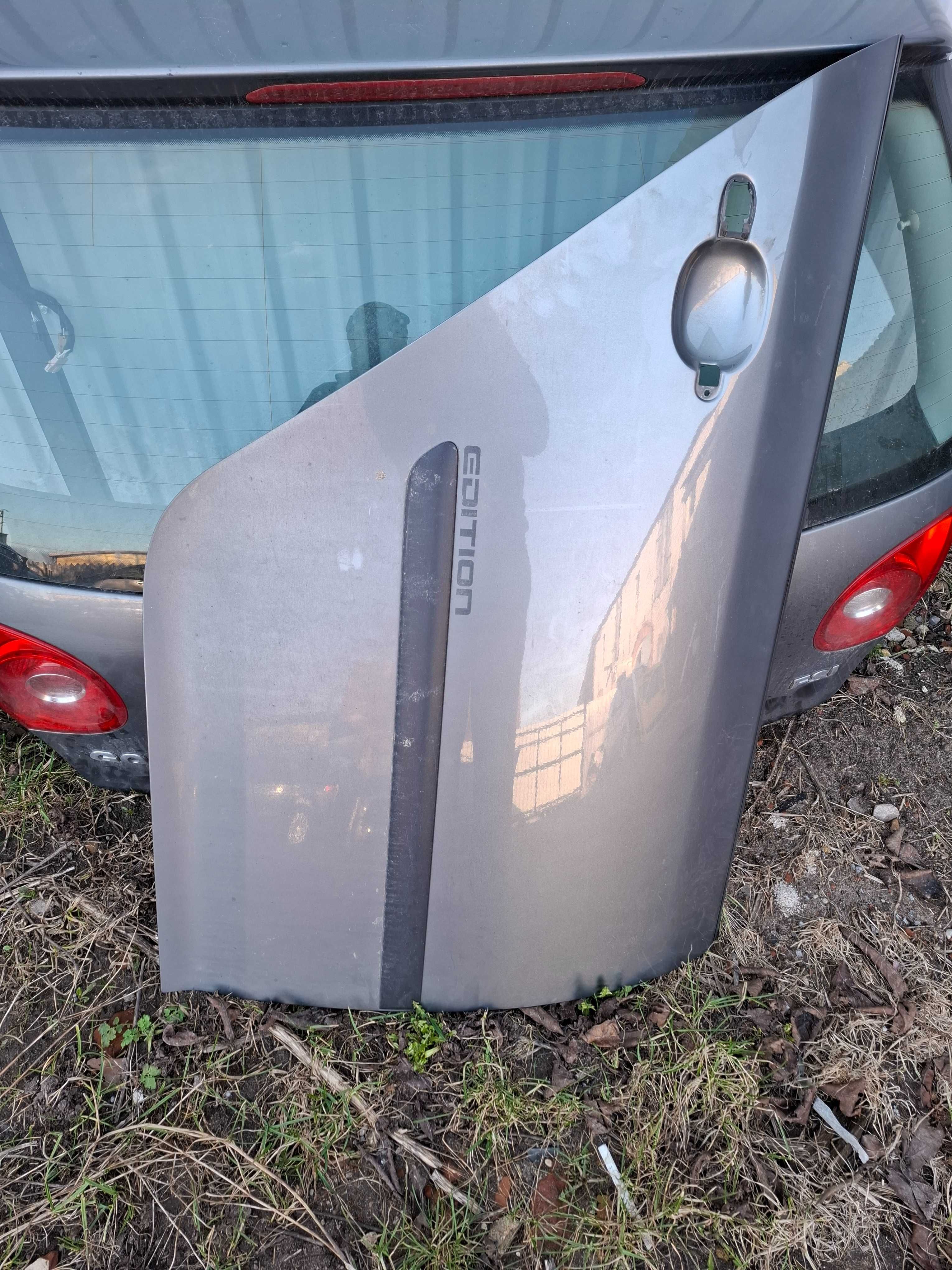 drzwi poszycie lewe lub prawe tył vw golf V 5 LA7T bdb stan
