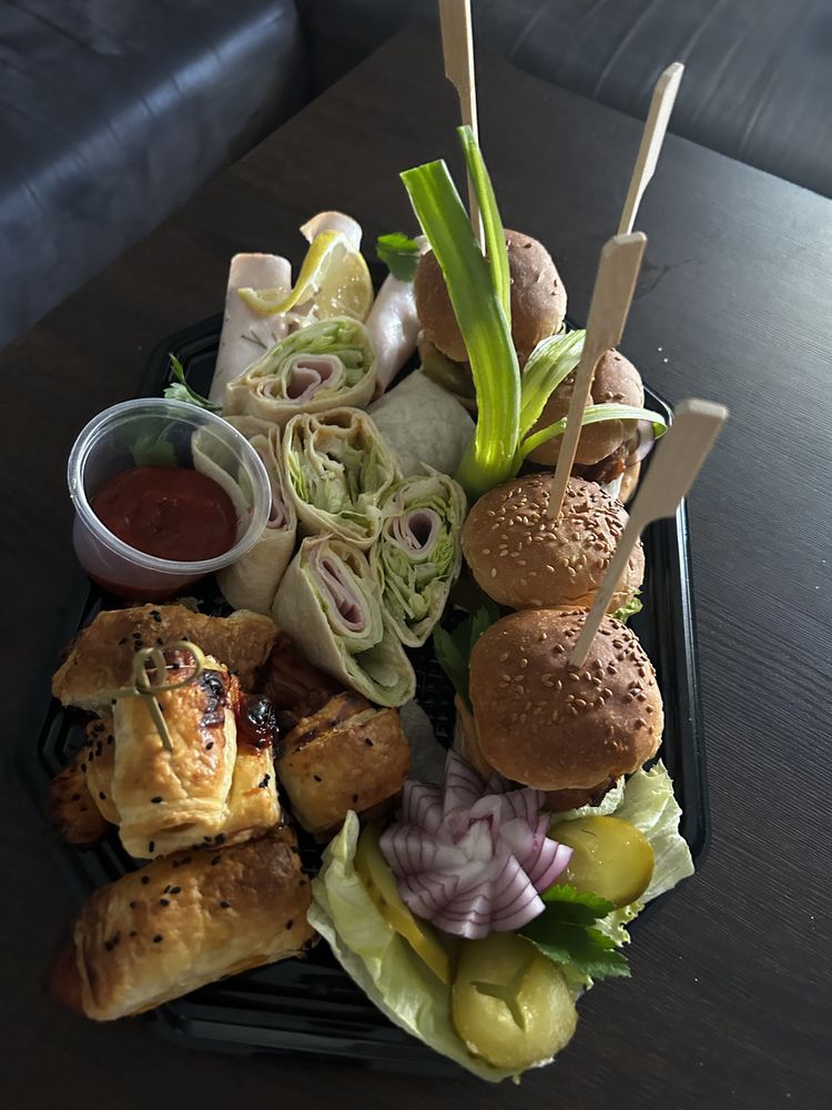"SŁODKO-SŁONY" Catering na Twoje przyjęcie