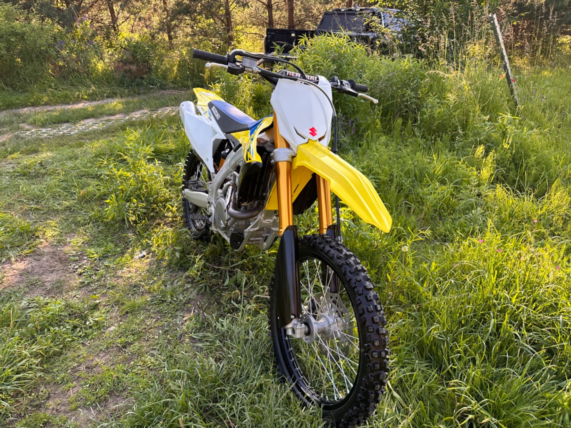 Suzuki RMZ 450 rok 2022 jak nowa