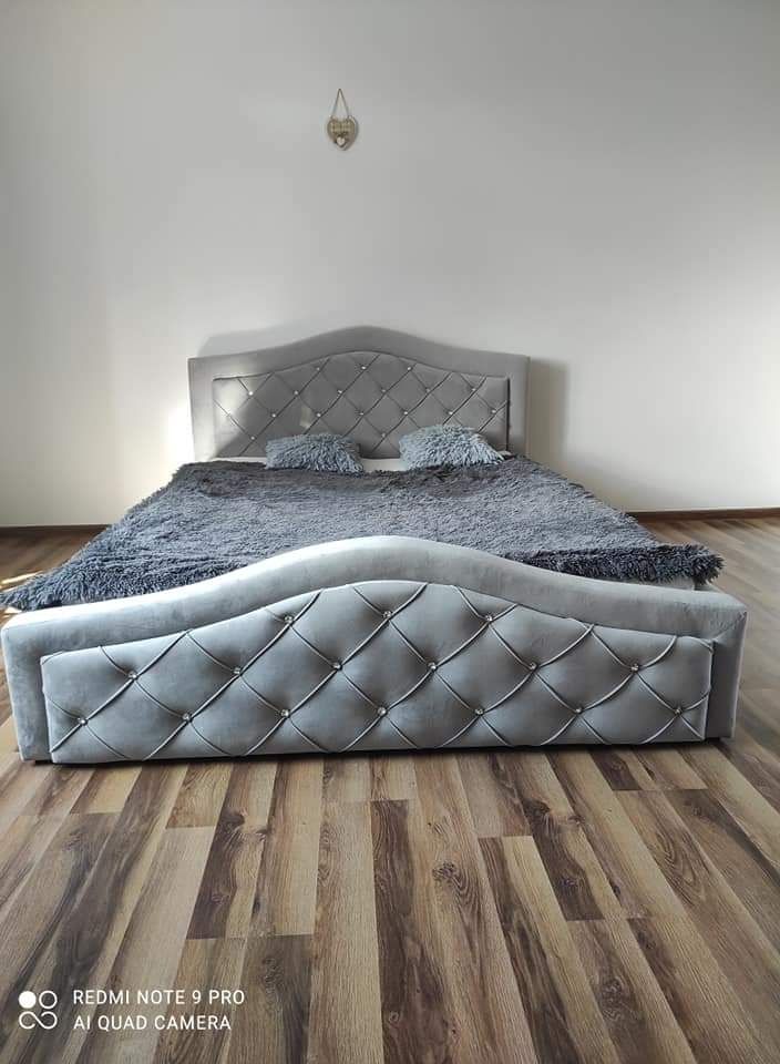 Łóżko tapicerowane 160 x 200 cm z pojemnikiem na pościel