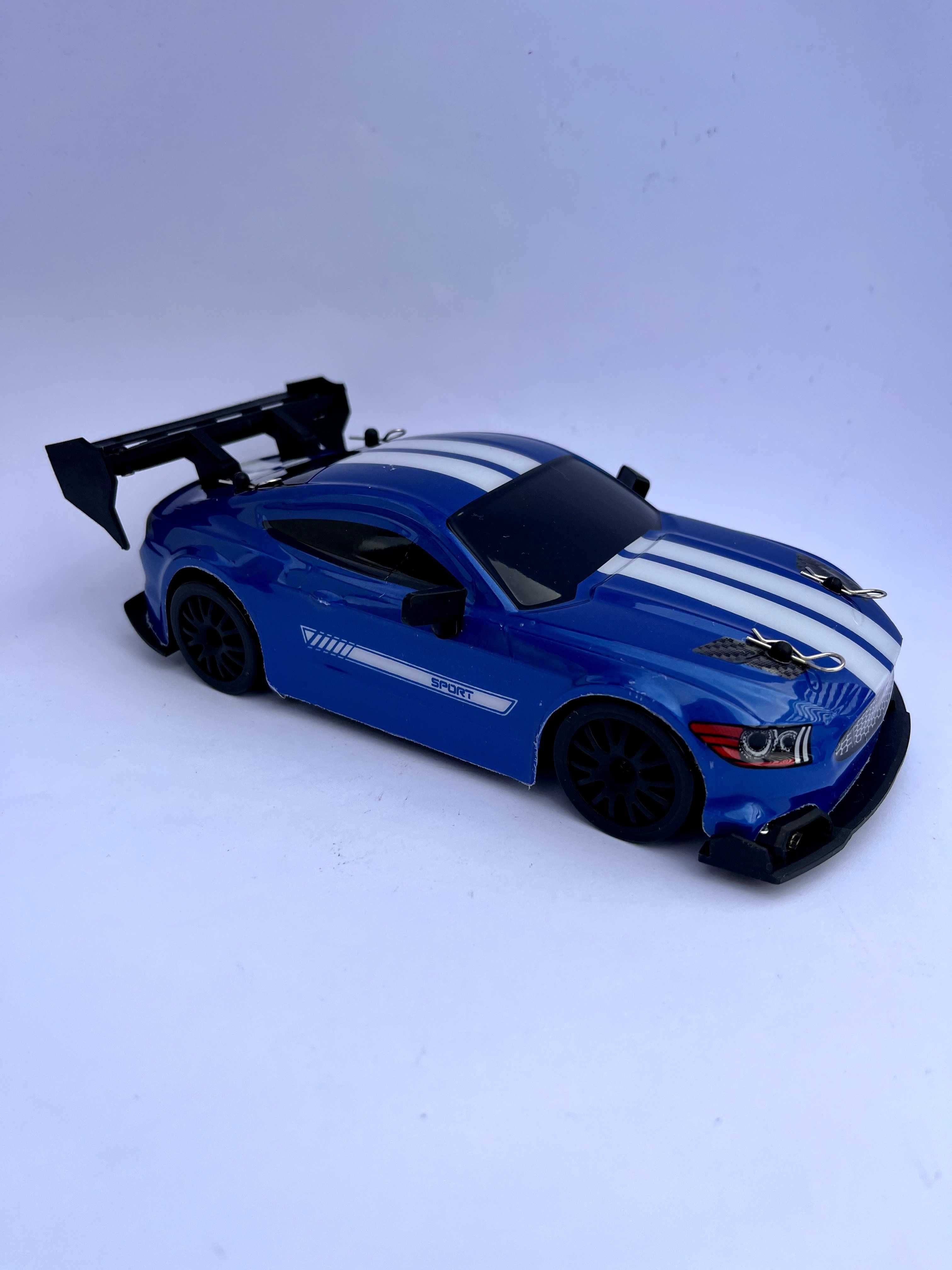 Mustang DRIFT Samochód Zdalnie Sterowany Auto RC 4WD + LED --- Prezent