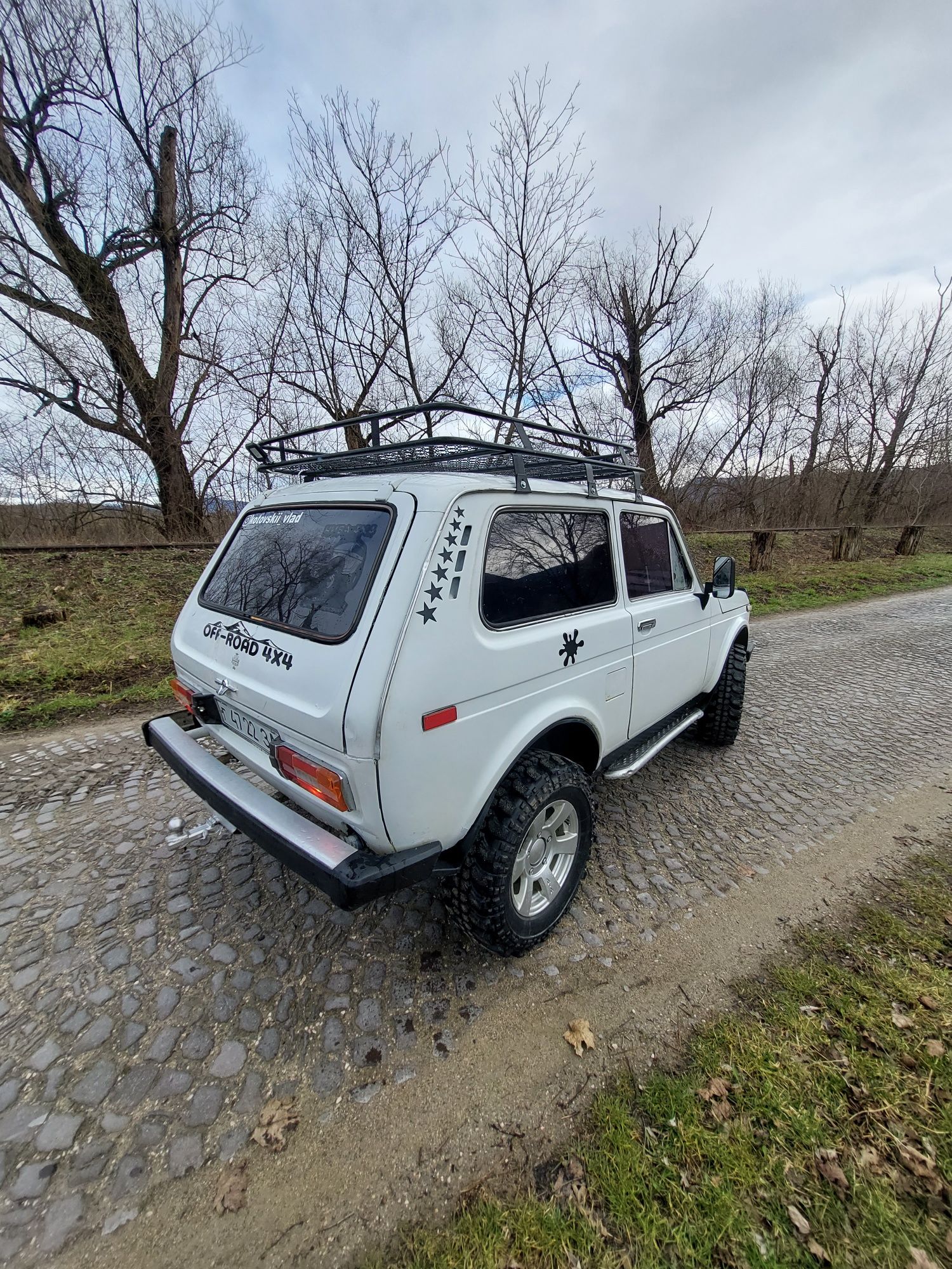 Ваз    Нива 2121