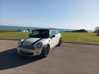Mini Cooper docklands
