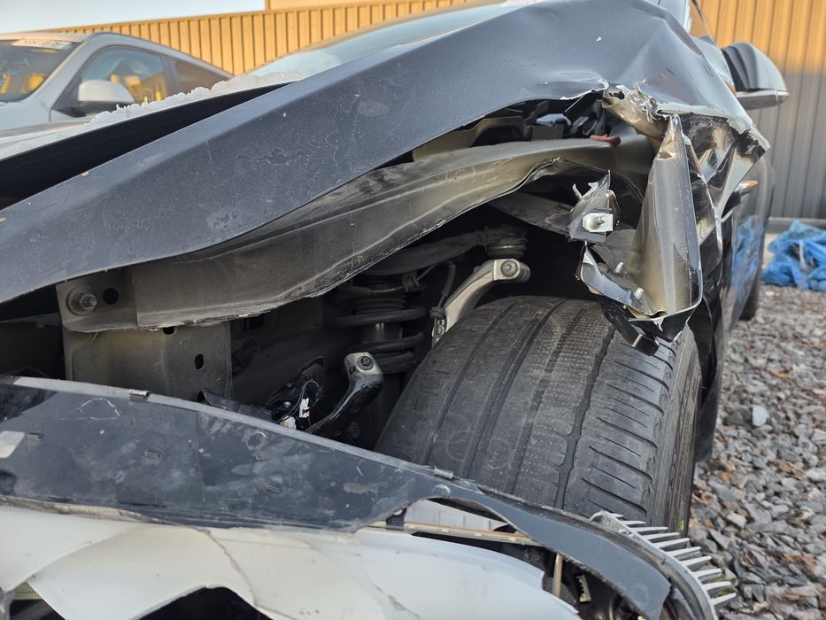 Tesla Model 3 (задній) Львів , рік 2019