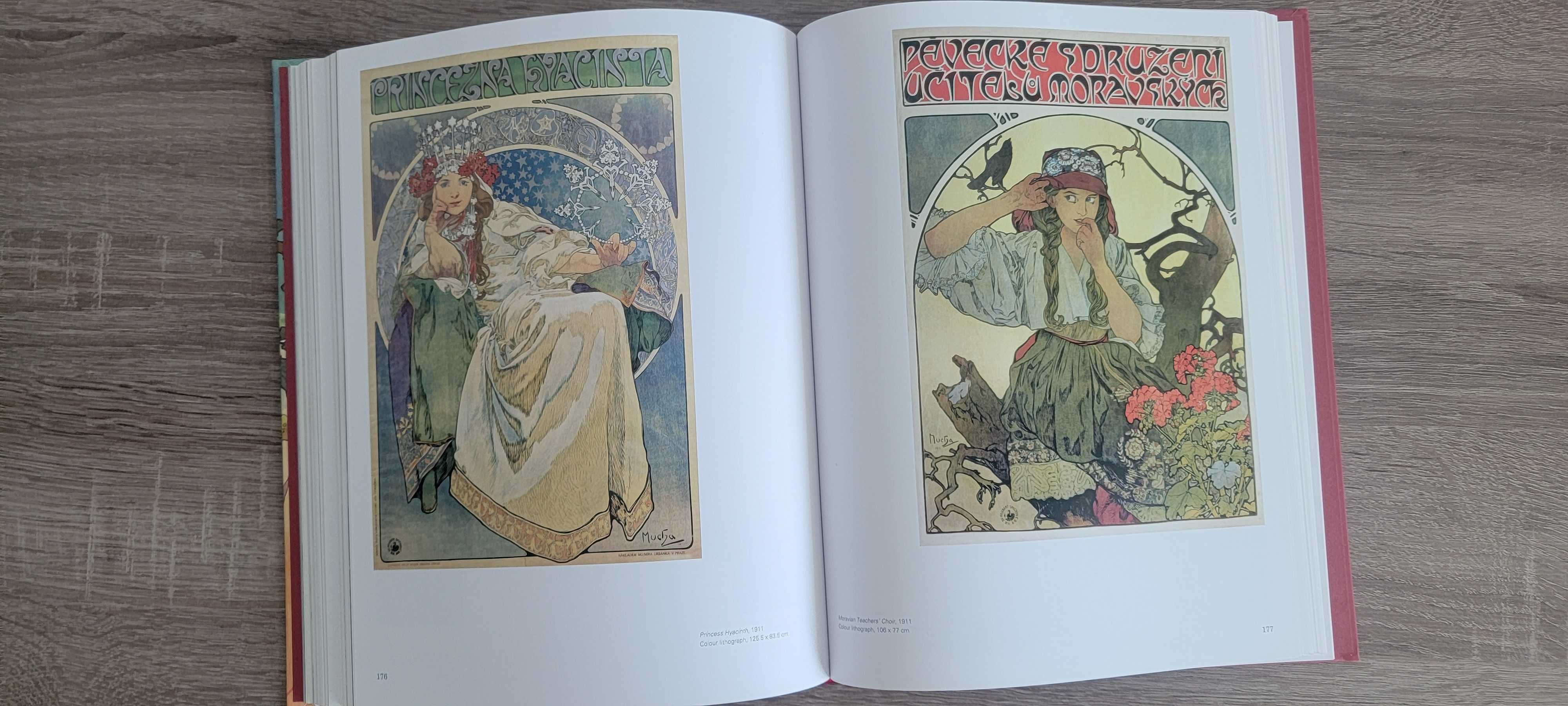 Книга "Alphonse Mucha" (Tomoko Sato), Skira, 2016
