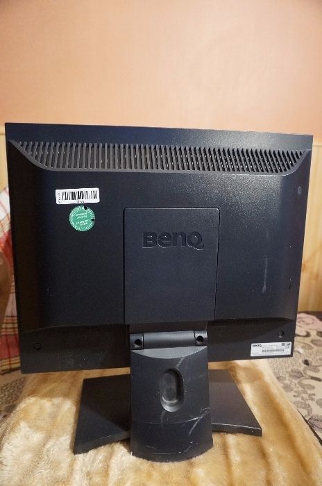 Монитор BENQ Q9T5 на 19"