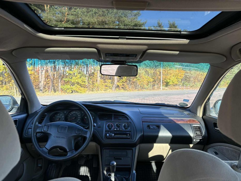 Honda Accord VI 1.8 benzyna