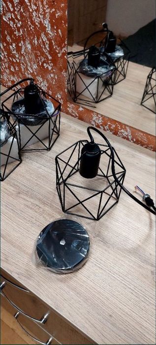 Светильники подвесные Е27, чёрный и золотой цвет в наличии