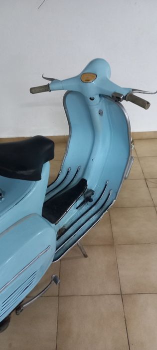 Vespa super 150.