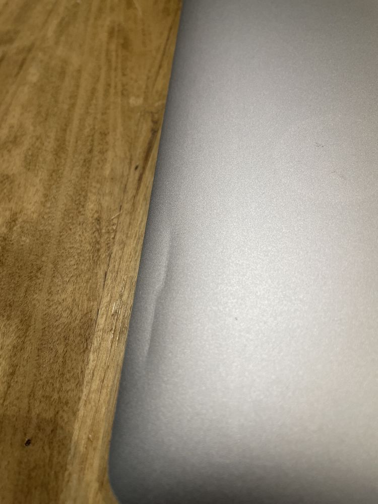 MacBook Pro 13, i5, 16GB ramu