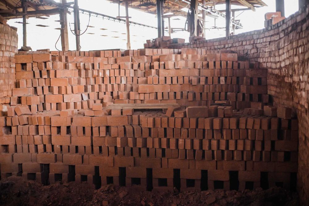 Цегла повнотіла одинарна від виробника