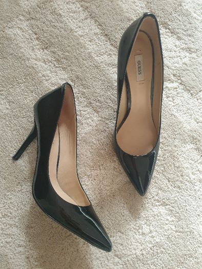 Stiletto Guess preto