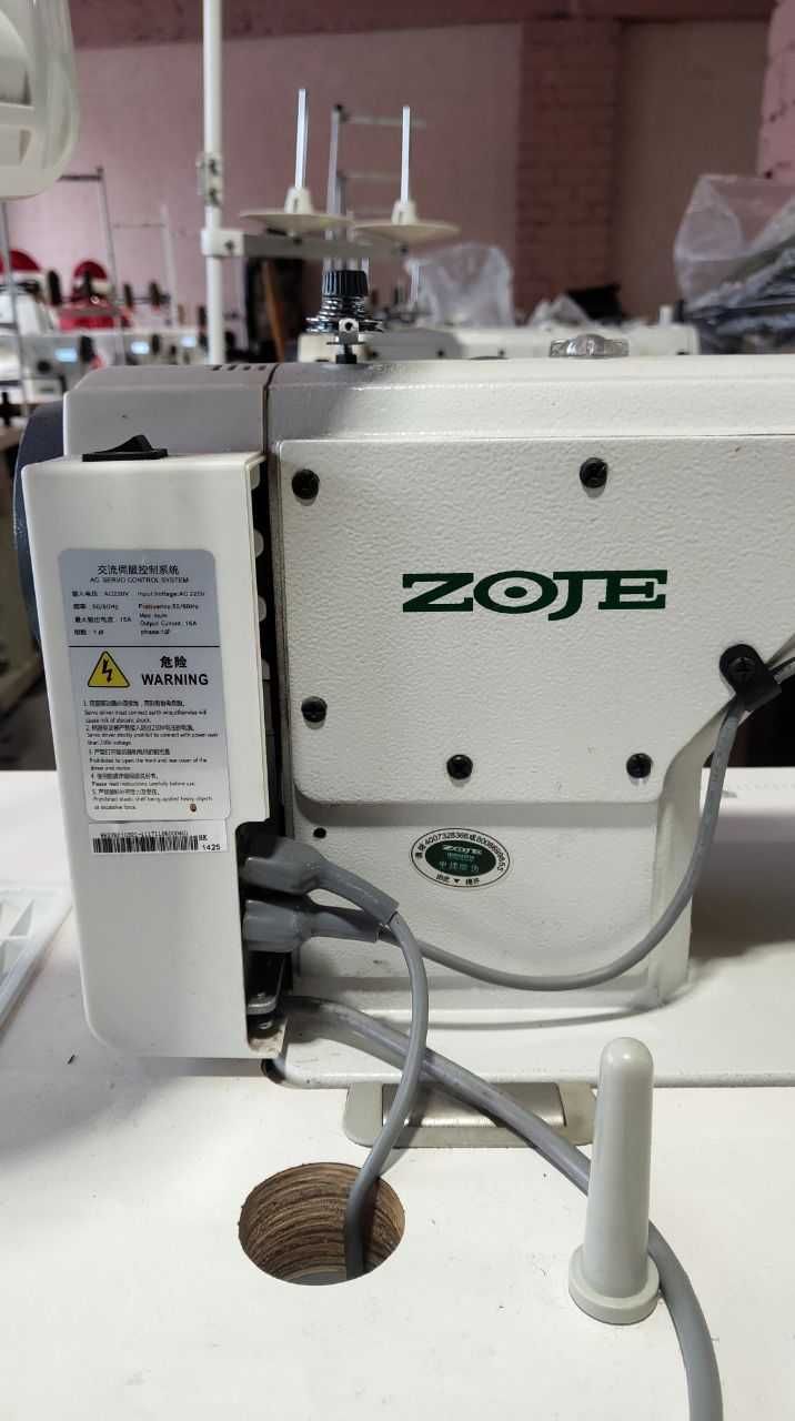 Zoje ZJ9513-5G/02 прямострочна промислова швейна машина (мотор сервер)