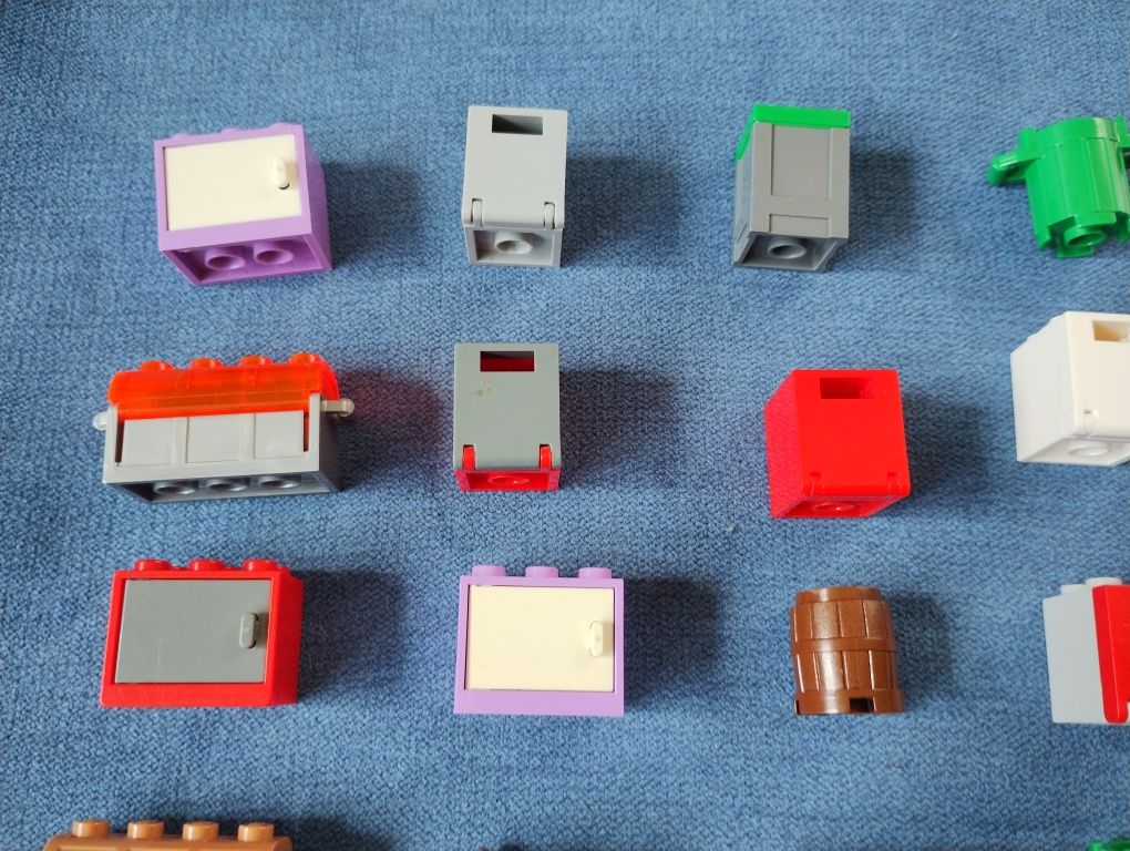 LEGO oryginalne skrzynie, szafki, pojemniki, szuflady, regały - 30 szt