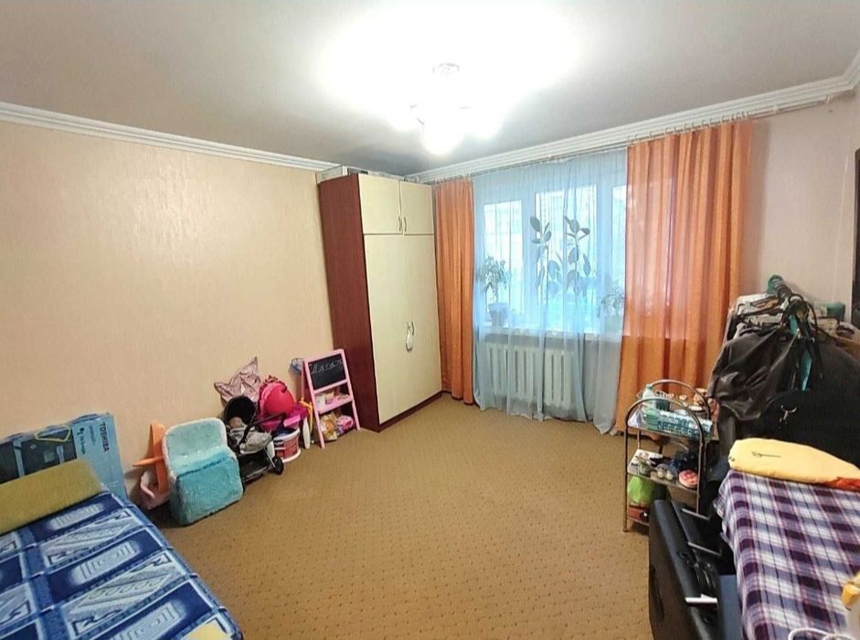 Продам 3 кімнатну квартиру в районі  ,,Депот,, від власника