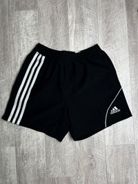 Шорты adidas,размер М,оригинал,спортивные,чёрные,бег