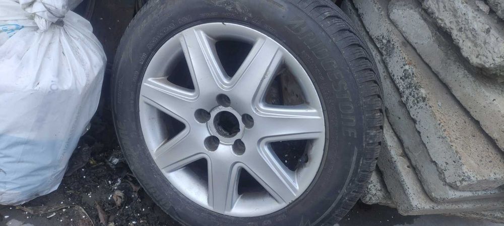Bridgestone Blizzak LM005 205/60 R16 96H зимова гума на дисках