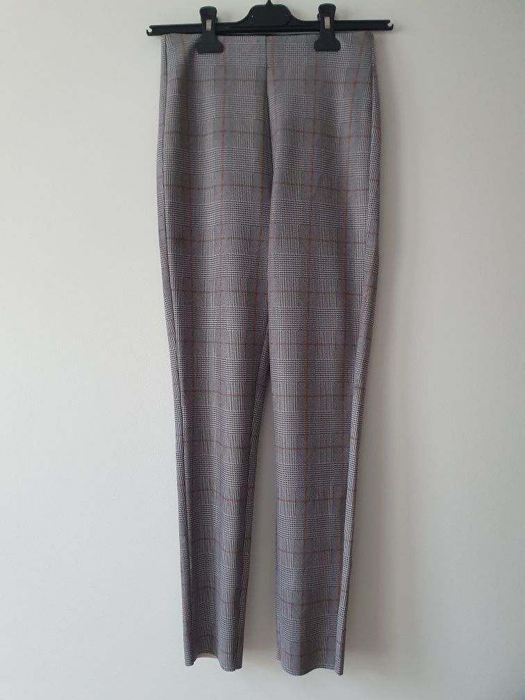Spodnie w kratkę Zara XS