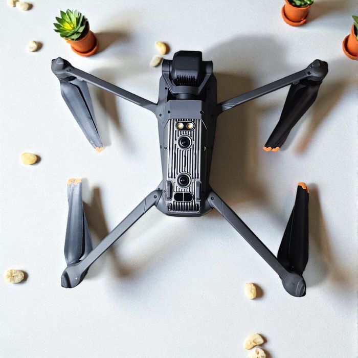 Идеальный Дрон DJI Mavic 3 + акб + пульт + лопасти + защита