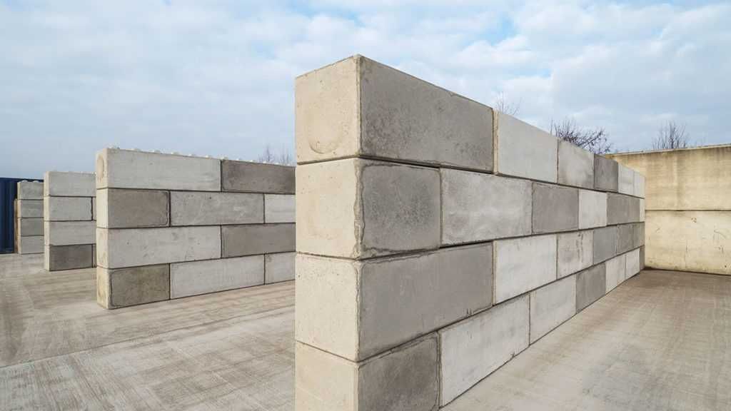 Blok lego mur oporowy 180x60x60 ściana fundament pod reklamę boks