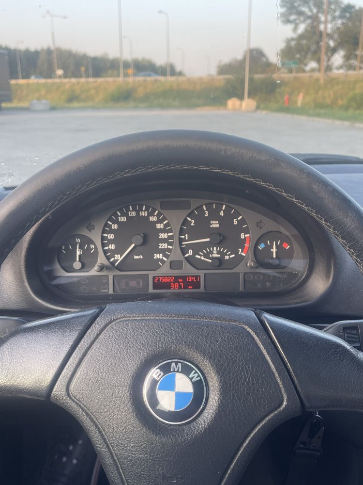 BMW e46 323 2.5 benzyna