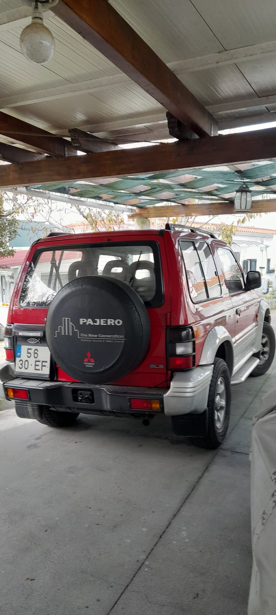 Mitsubishi pajero 2.5 GLS turbo