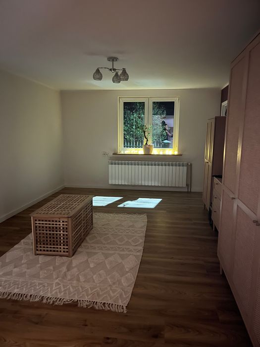 Sprzedam siedlisko 0,9101 ha z domem i zabudowaniami gospodarczymi