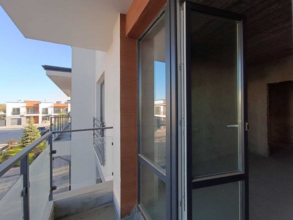 Продаж 2 поверхового таунхауса з ділянкою, 127м2, 4 кімнати.