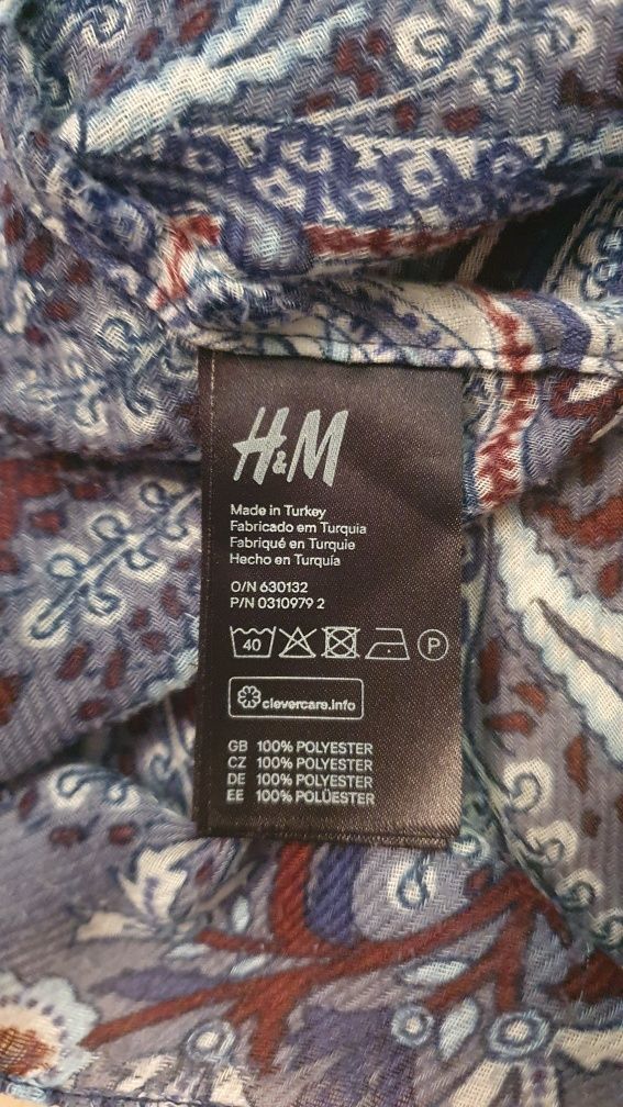Lekki komin H&M.