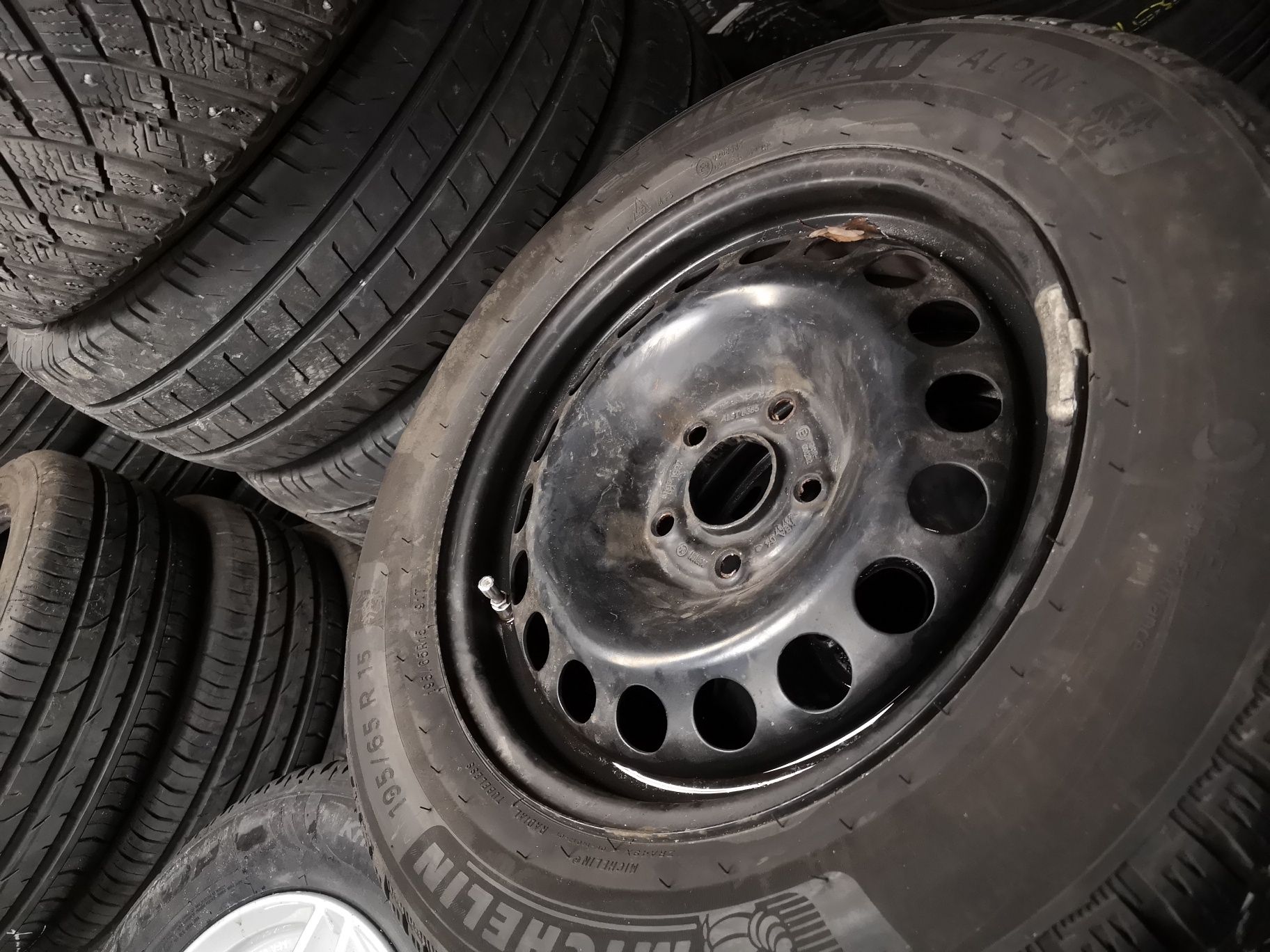 Komplet kół zimowych 5x105 Opel Chevrolet 195/65/15 Michelin 7mm 2019r