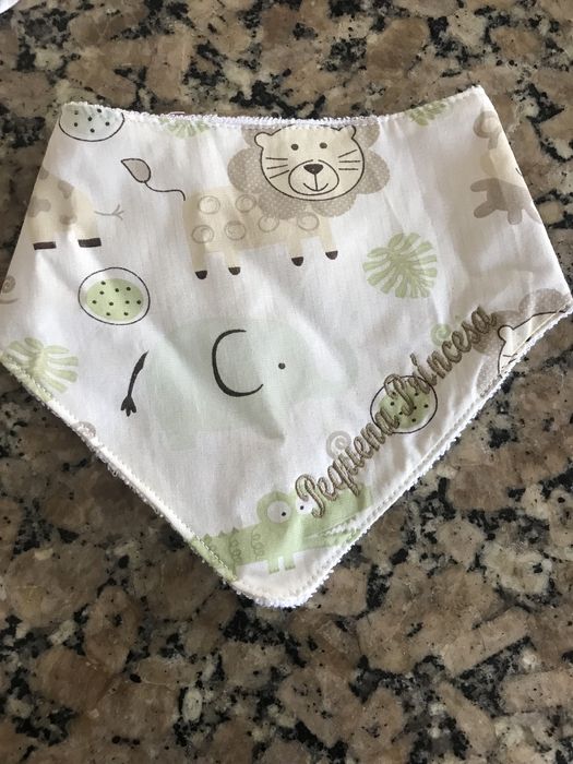 Babete e pano, para menina ou menino